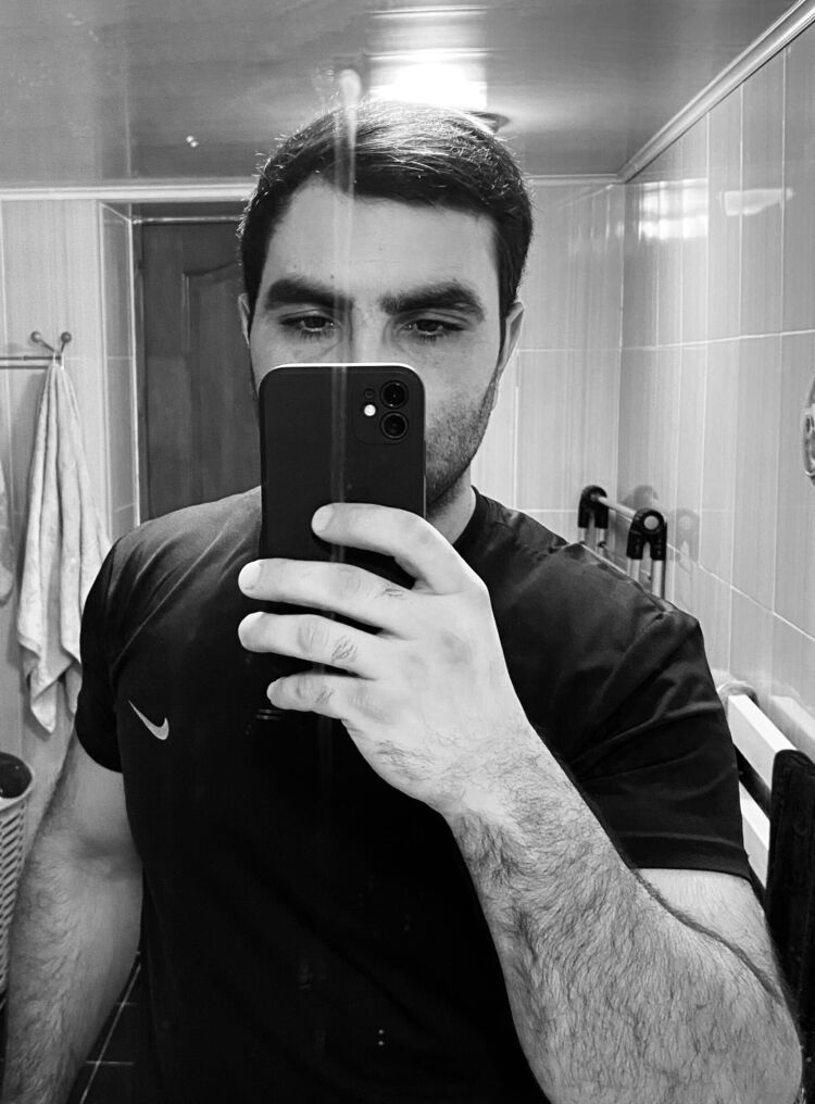  46664329  , 33 ,    
