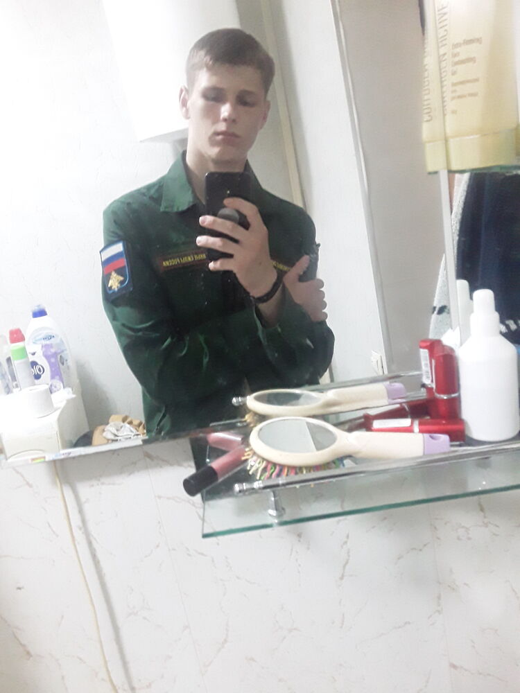  35234539  Andrey, 22 ,    