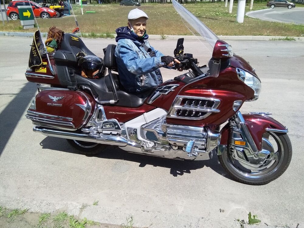  19959479  , 42 ,    