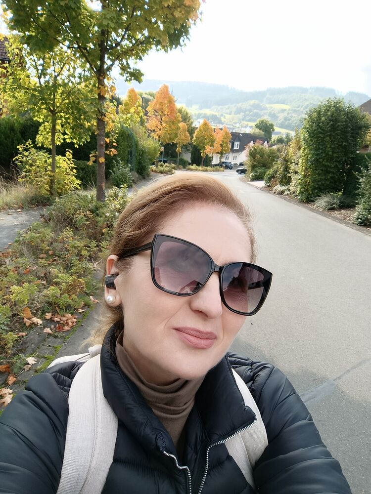  Daun,   , 54 ,     , c 