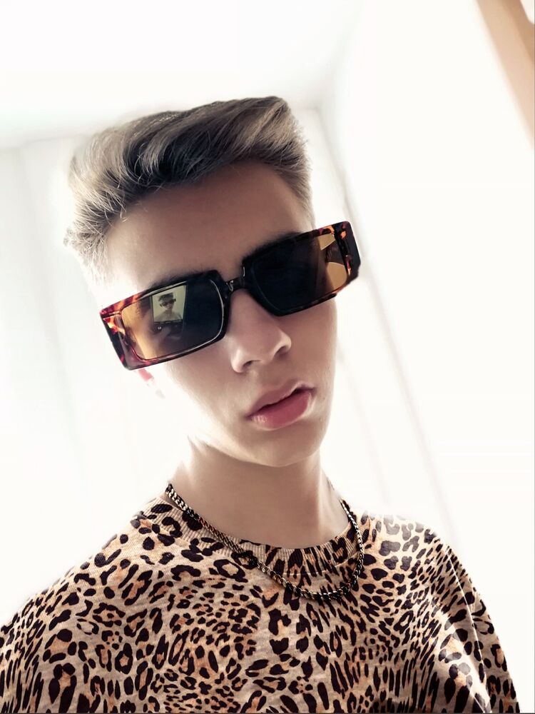 ���� 23231169 ����� �������, 22 ����, ���� ���������� � ��������