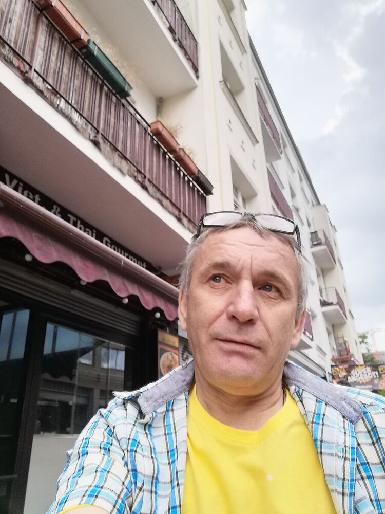  20895999  Nikolay, 61 ,    