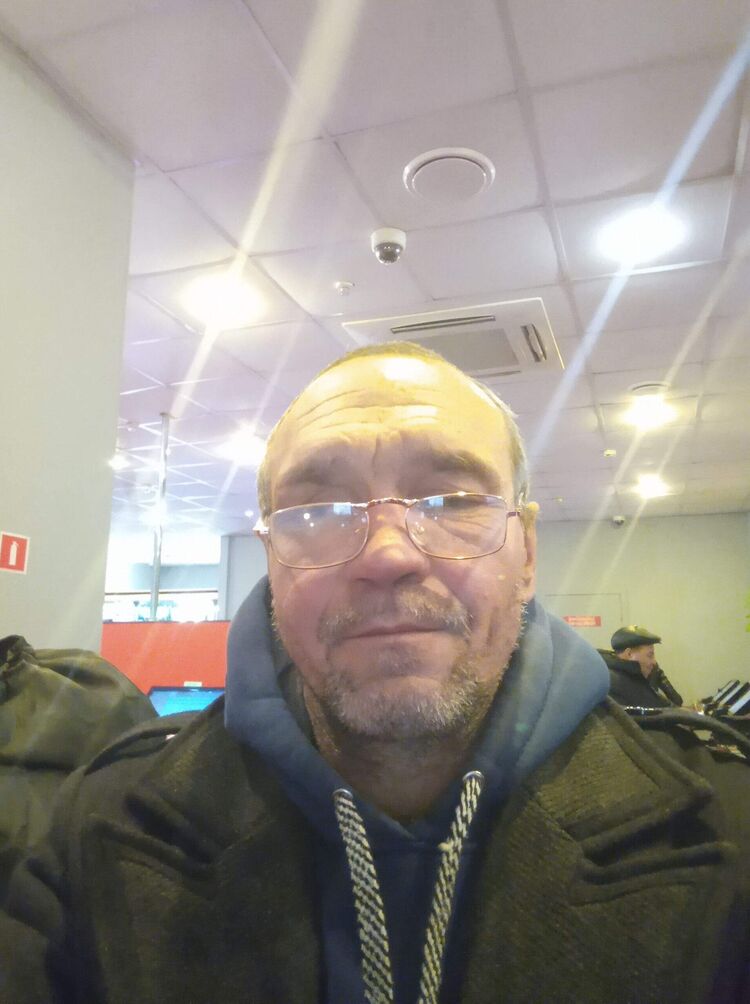  41742739  , 53 ,    