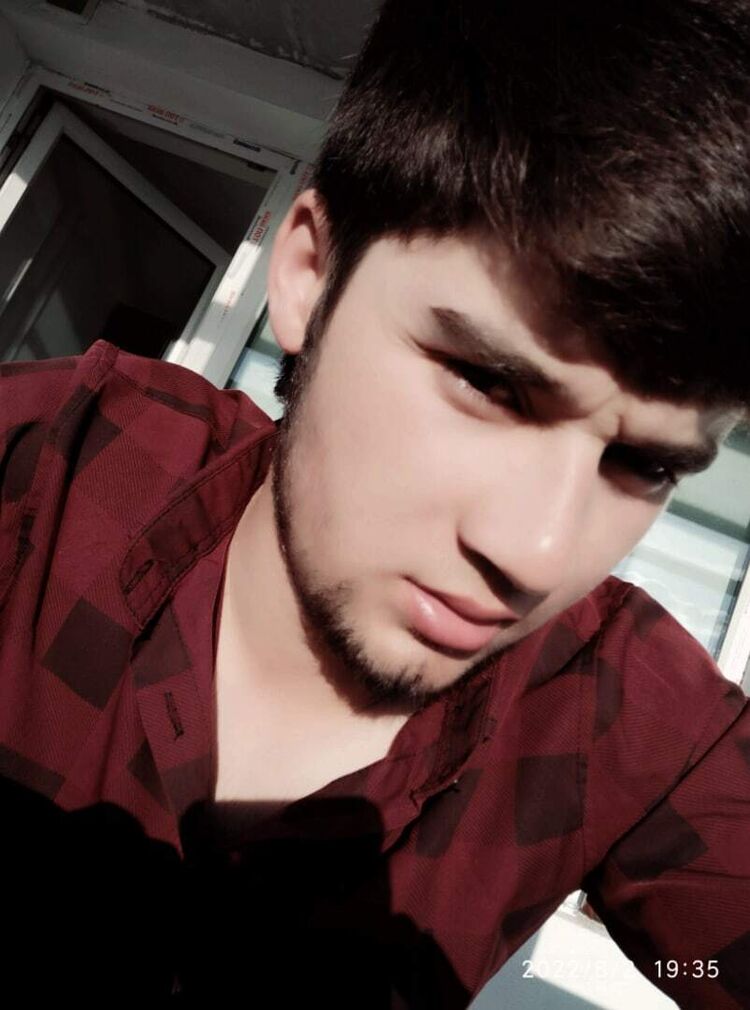  ,   Ilyasik, 22 ,   ,   , c , 