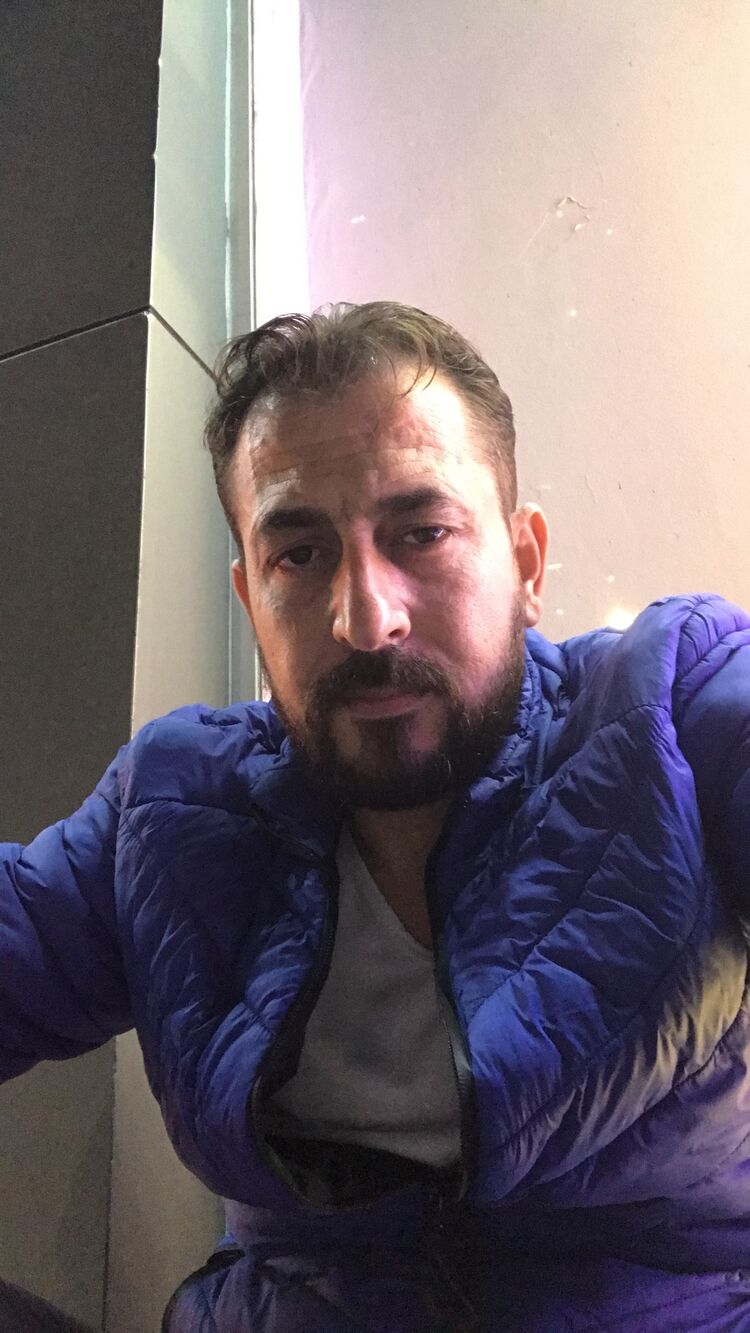  ,   Raje Sameh, 42 ,   ,   , c , 