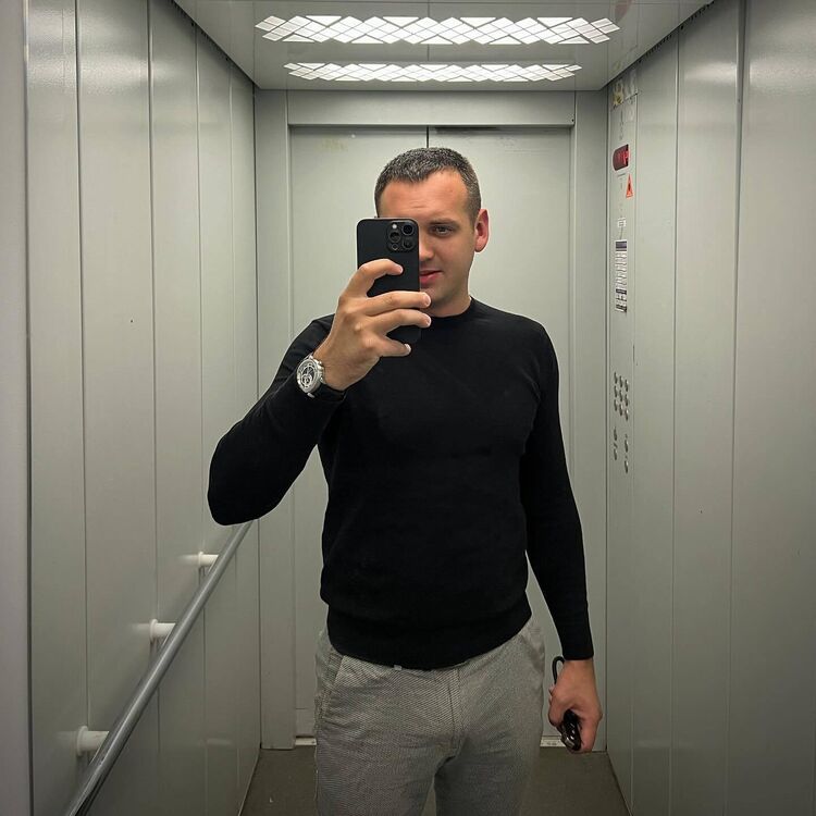  Vilsbiburg,   , 33 ,     , c 