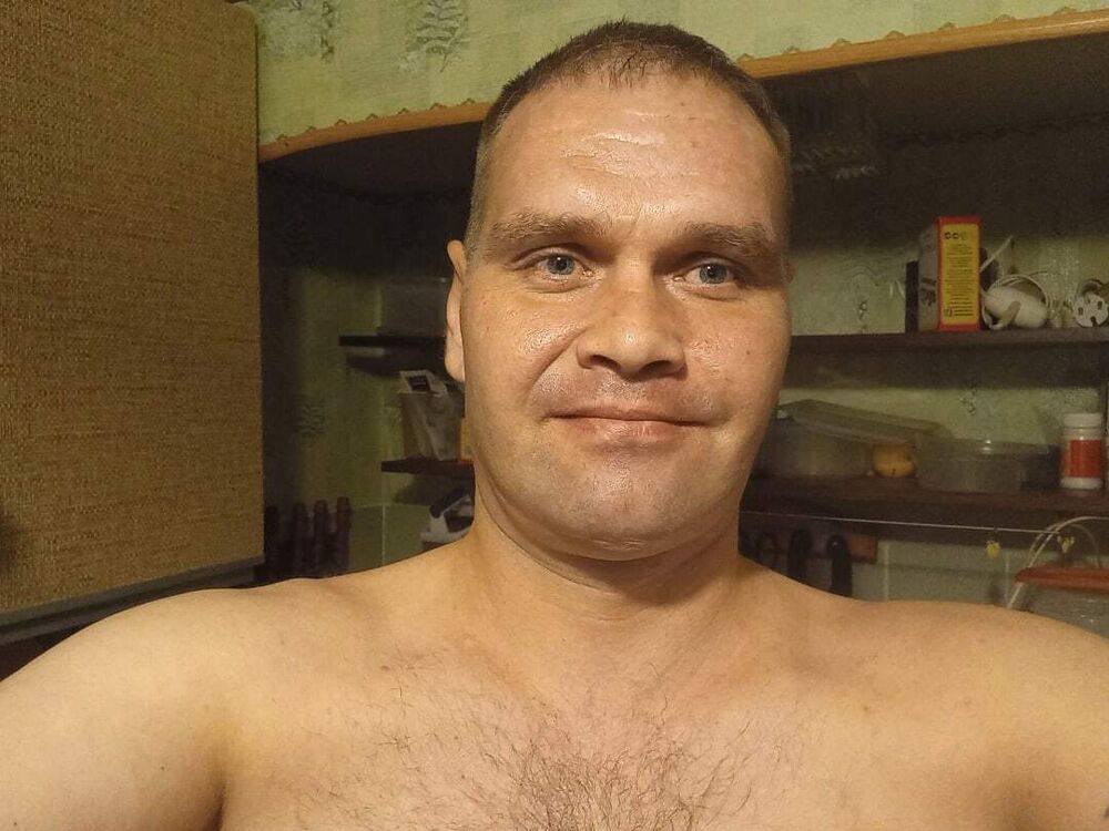  31989559  , 46 ,    