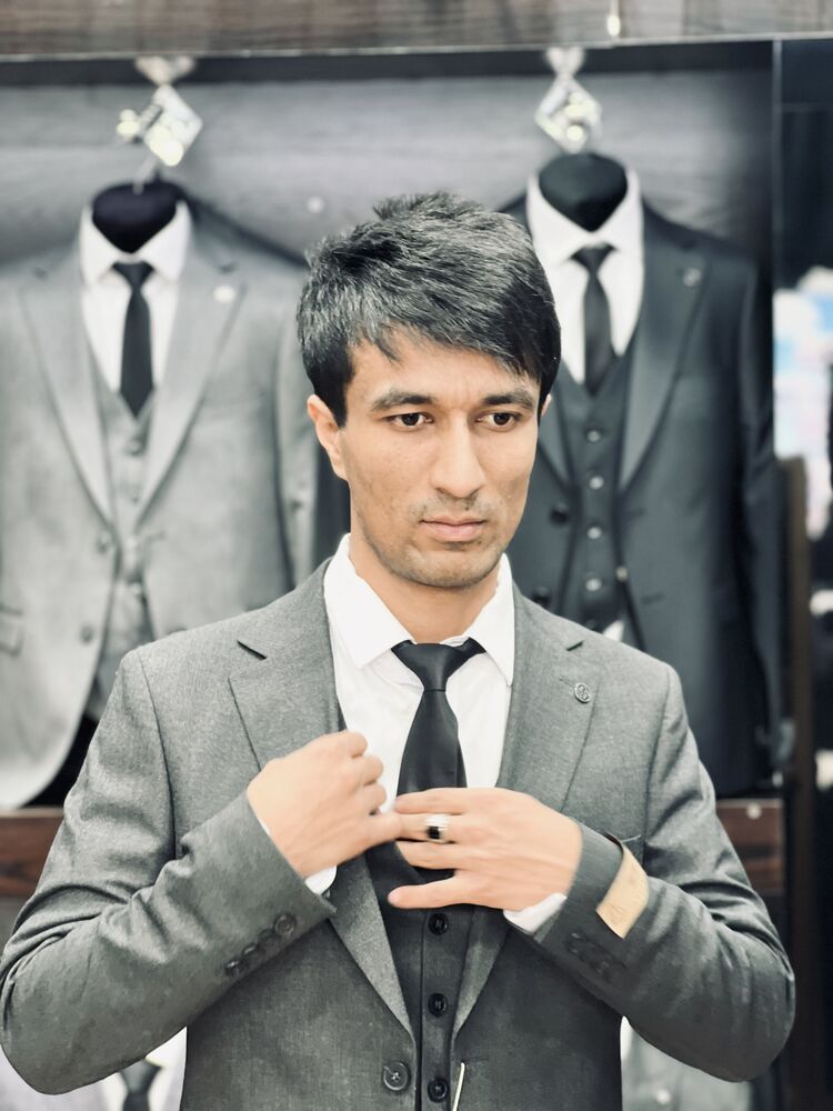  ,   Jahongir, 30 ,     , c 