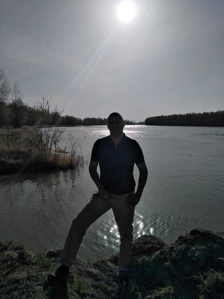  22255739  , 49 ,    