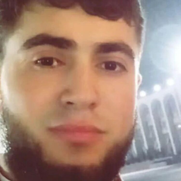  53001769  Zaza, 25 ,    --