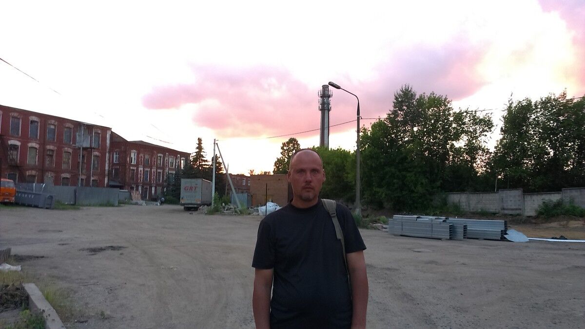  ,   Dmitrij, 39 ,   