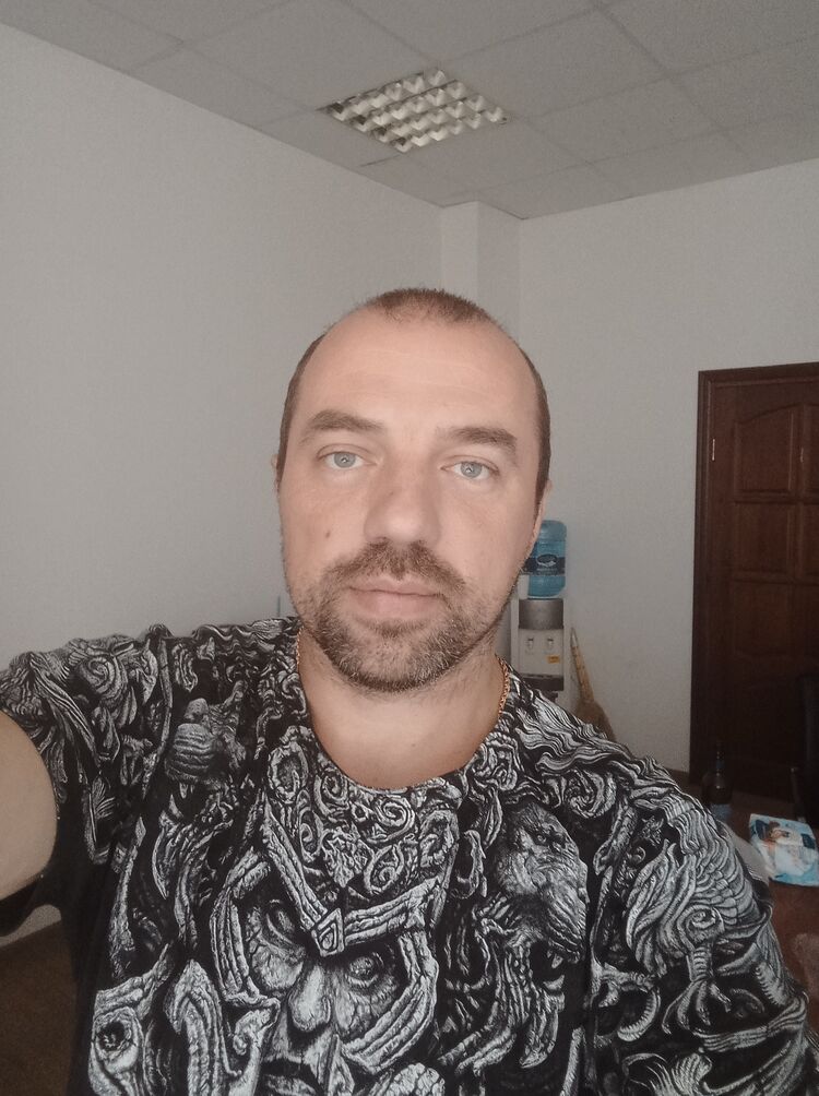  31182649  , 42 ,    