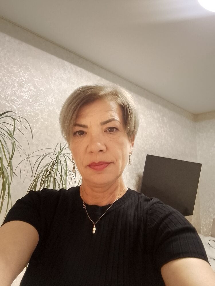  53525619  Angela, 53 ,    