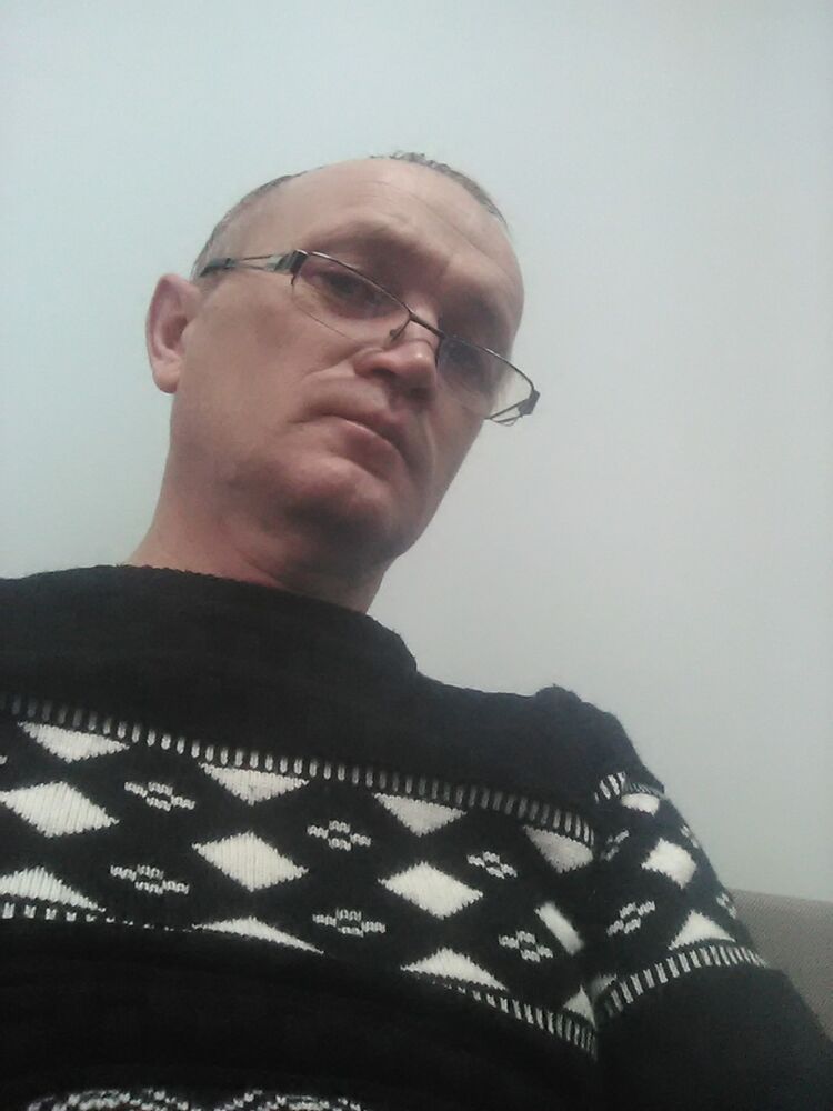  15248779  Aleksandr, 52 ,    