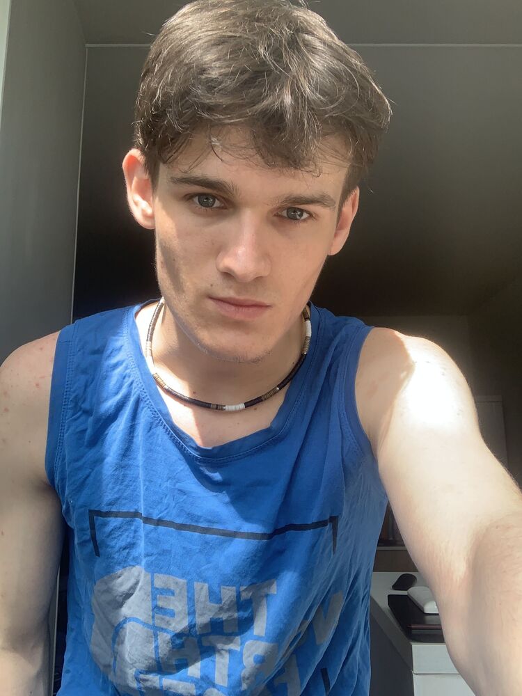 ���� 37371439 ����� ������, 21 ���, ���� ���������� � ������