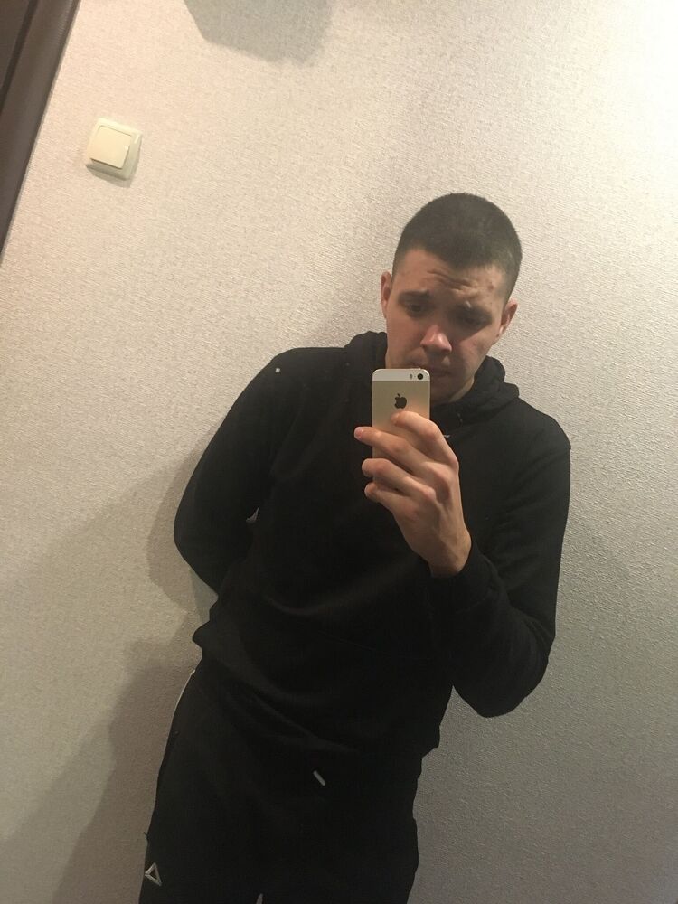  44731319  , 21 ,    