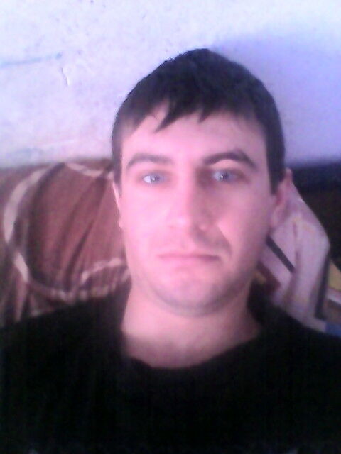  5627109  PLeYBoI, 33 ,    -