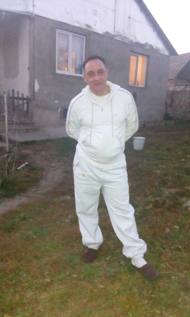  10062219  Kastyan, 49 ,    