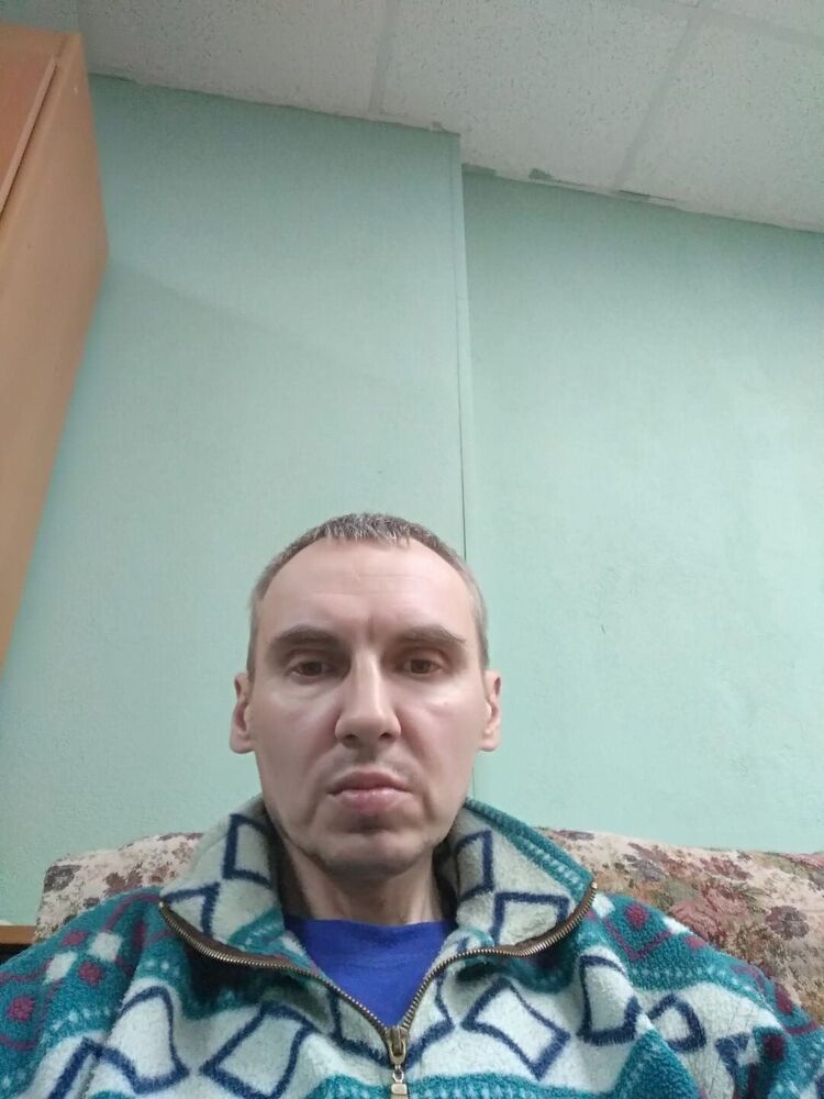  ,   Aleksangr, 49 ,   c 