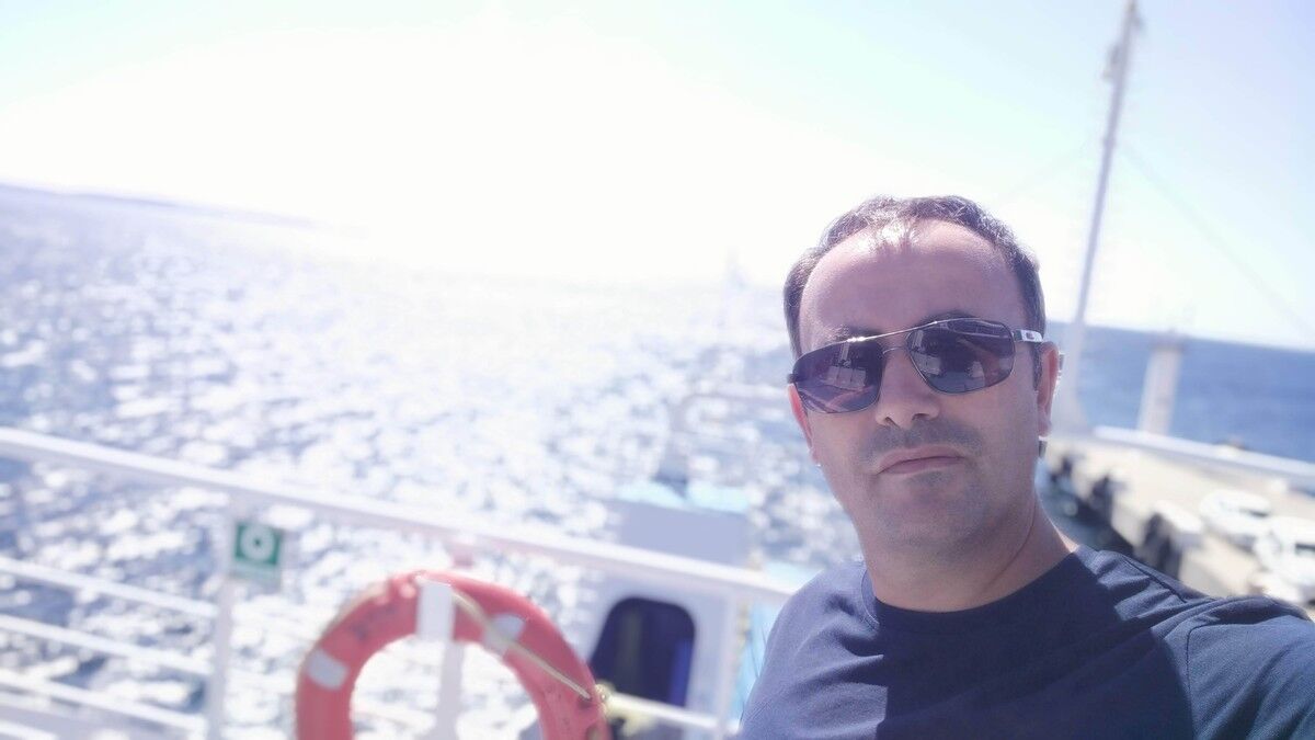 17348679  BARBAROS, 49 ,    
