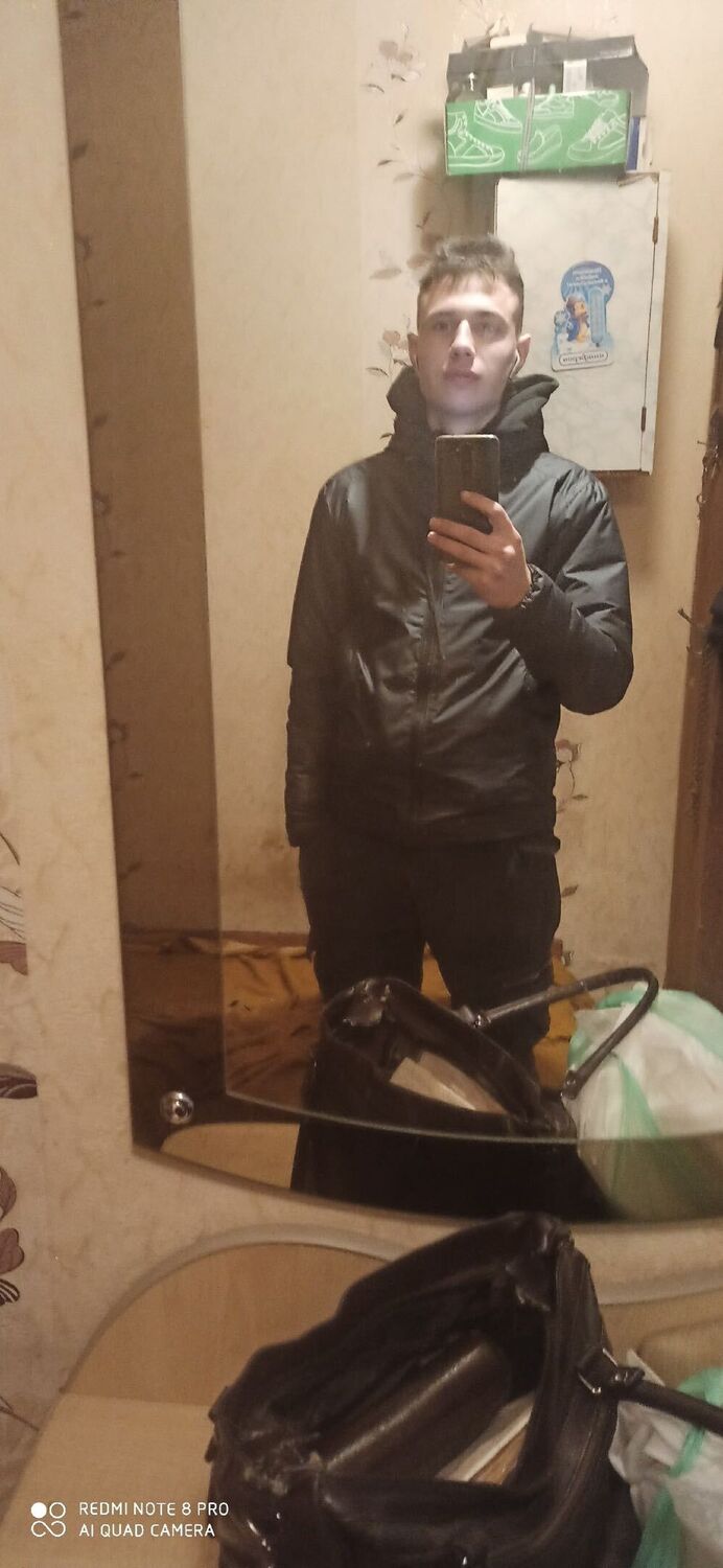  40063319  , 23 ,    