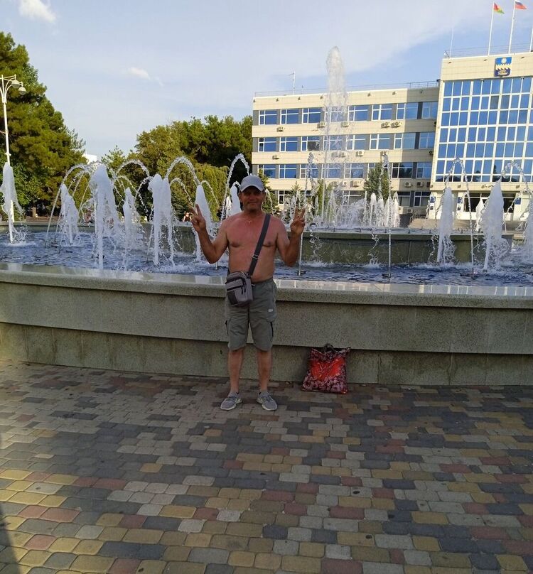  52508949  Maikl, 55 ,    