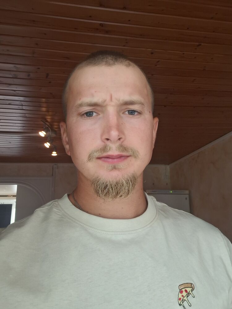  53026699  VLADIMIR, 28 ,    