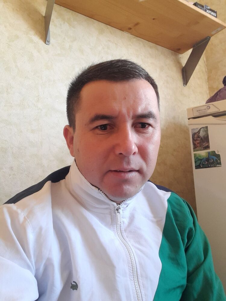  44282769  SHoyatbek, 21 ,    -