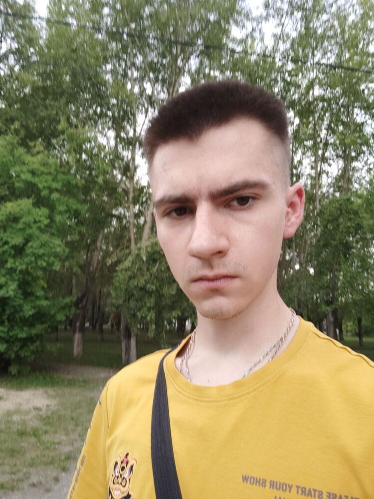  45704089  , 21 ,    