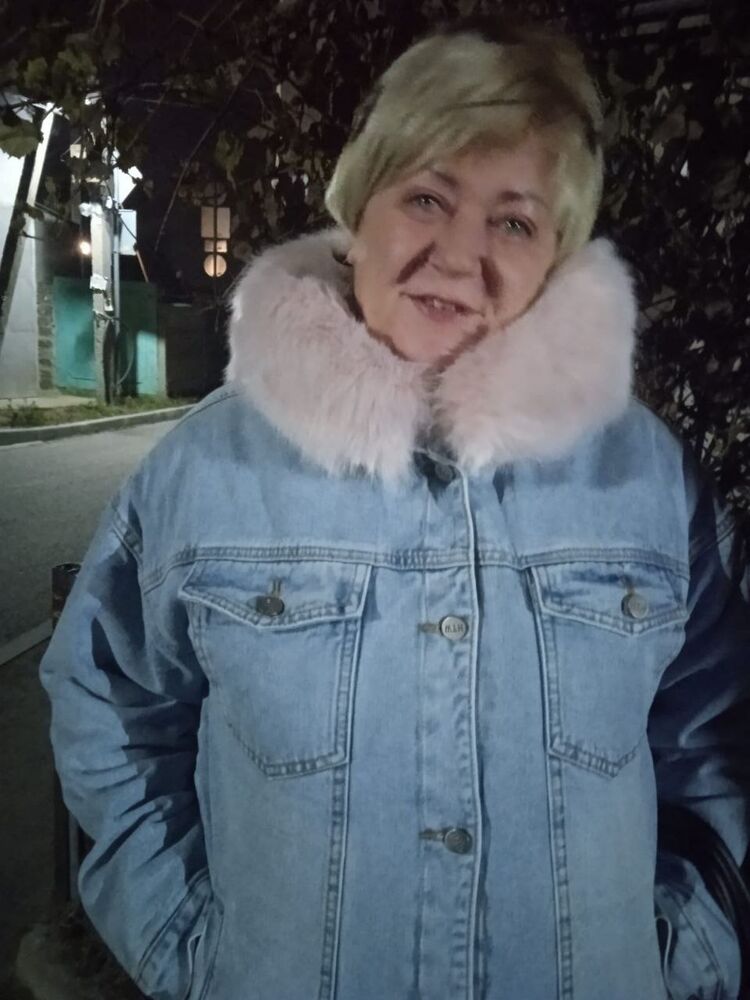  ,   Irina, 61 ,   ,   , c 