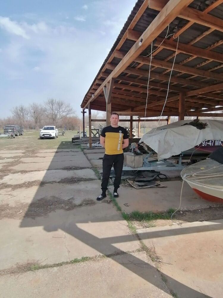  31768689  , 46 ,    