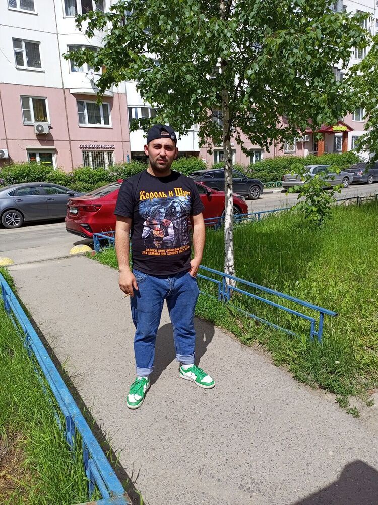  35336409  Kamran, 30 ,    