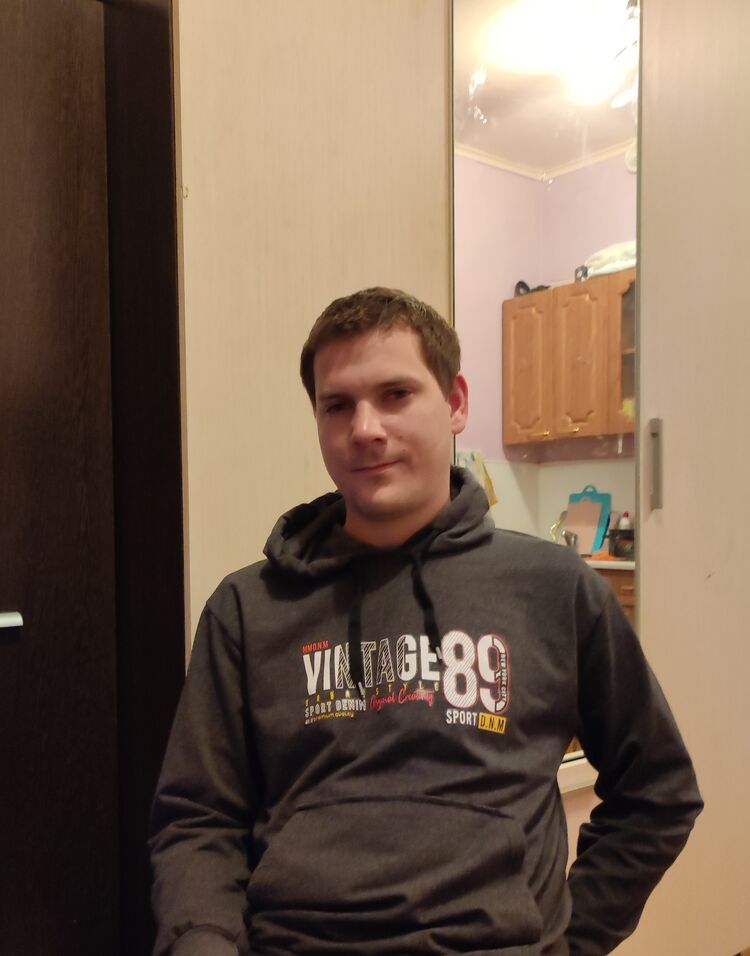  ,   Daniil, 32 ,   ,   