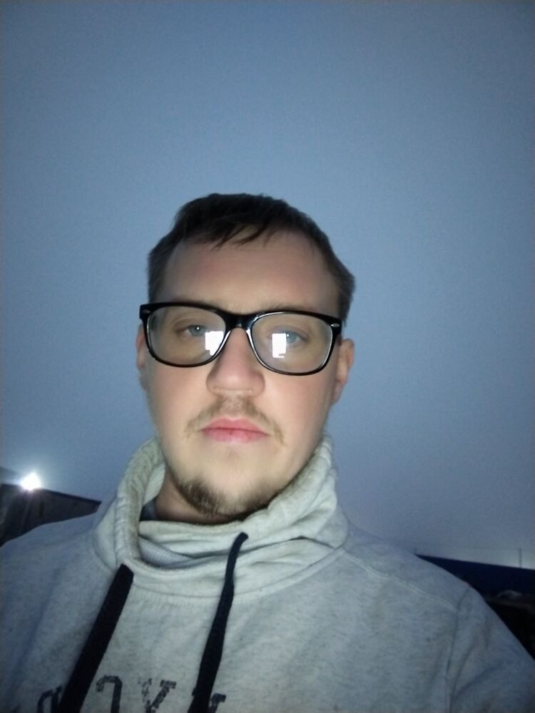  49428159  , 32 ,    -