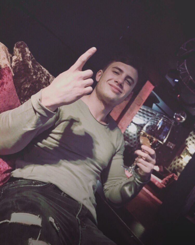  ,   Aleks, 37 ,   ,   