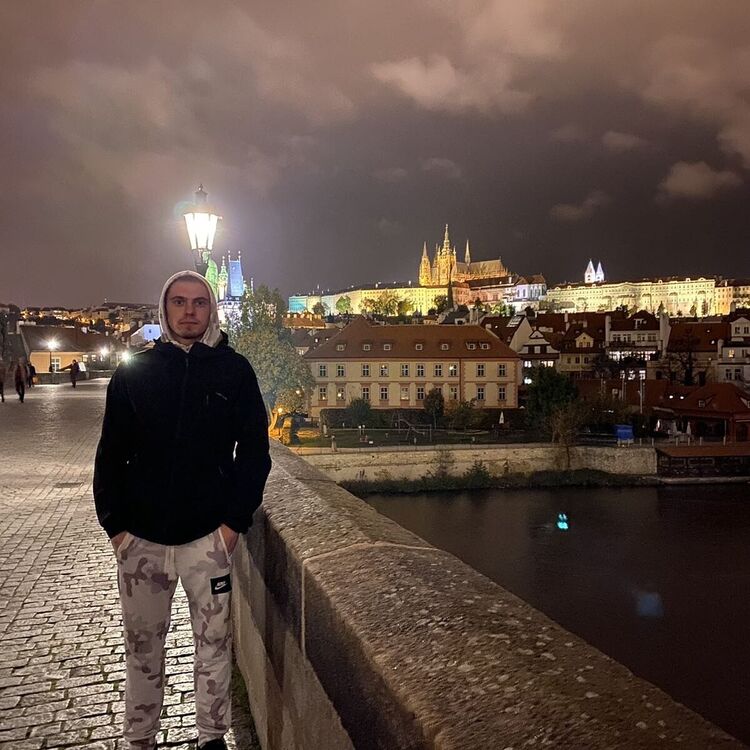  21662439  Vladislav, 28 ,    Bosin