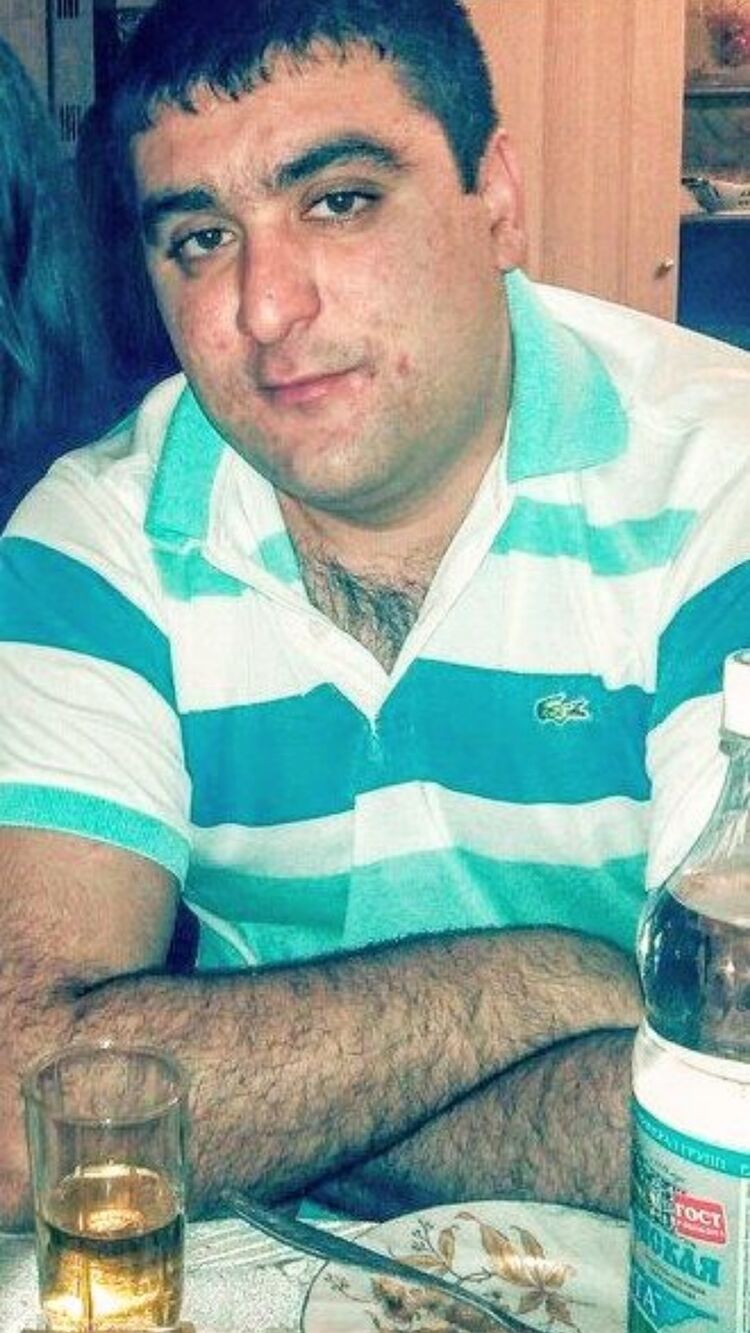  29482839  , 37 ,    