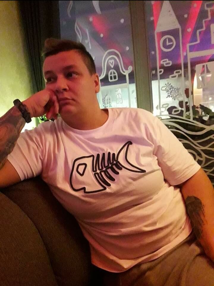  22964559  , 40 ,    