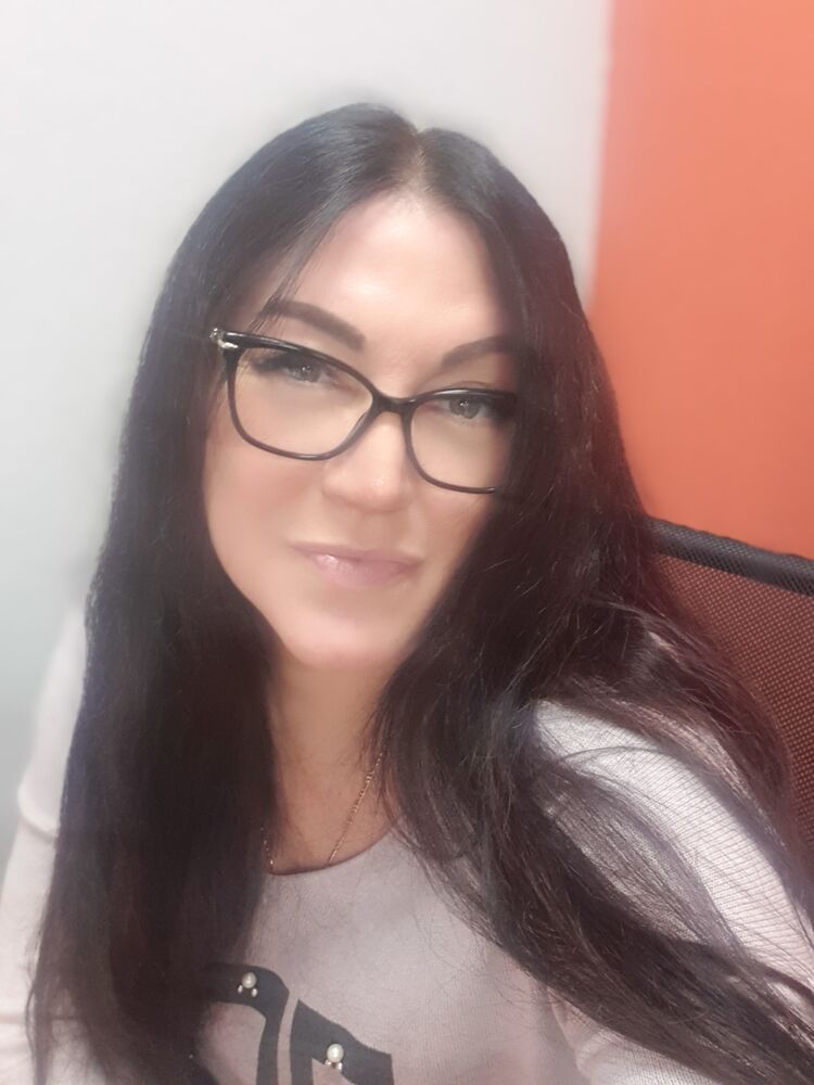  53587769  Natella, 44 ,    