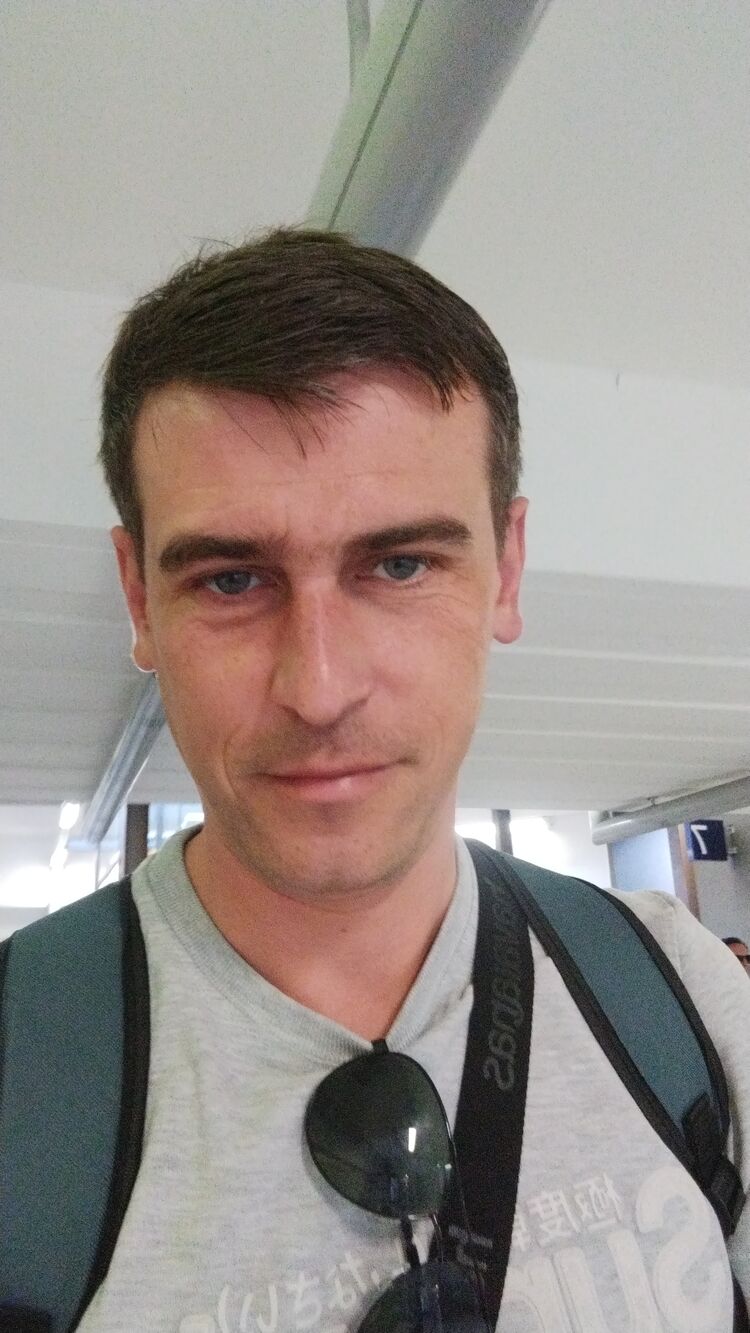 ���� 27766759 ������� ����, 44 ����, ���� ���������� � Hude