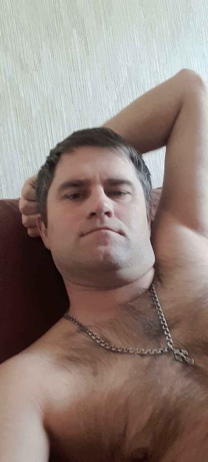  46961959  , 39 ,    