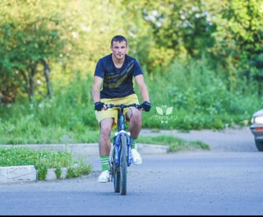  44413099  Pavel, 31 ,    --