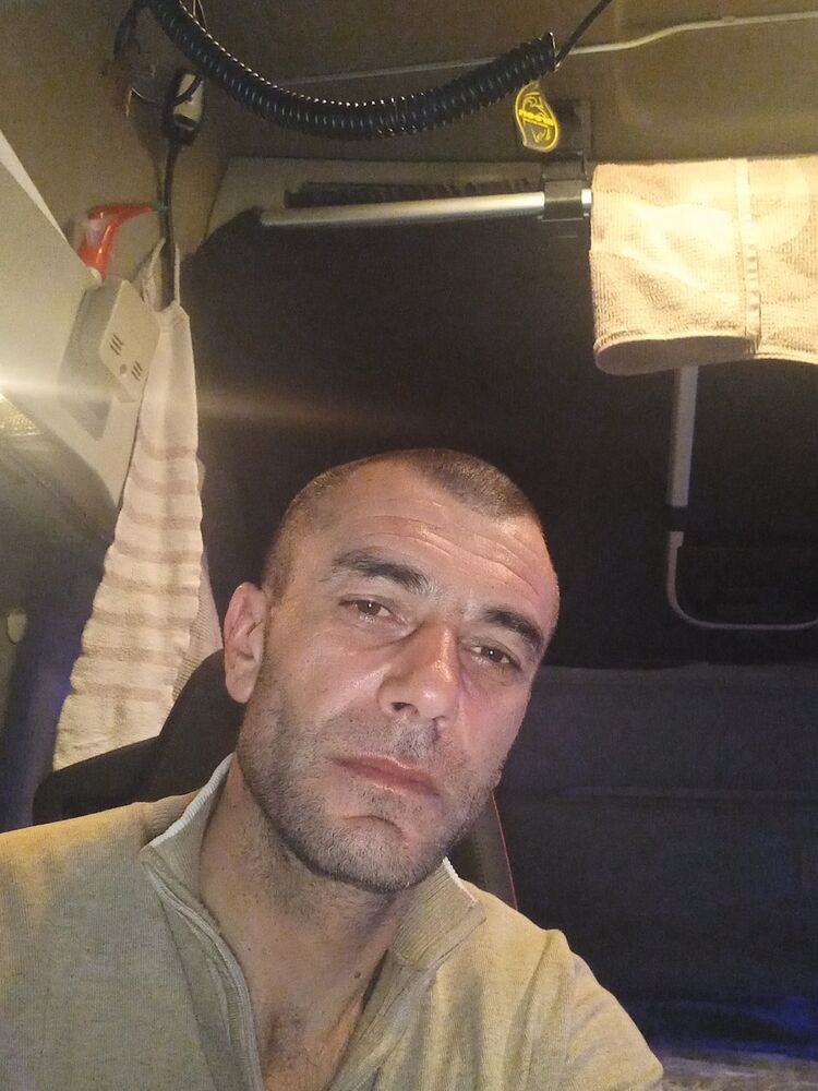  49872219  Alik, 43 ,    