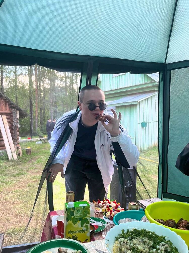  36553599  Kirill, 22 ,    -