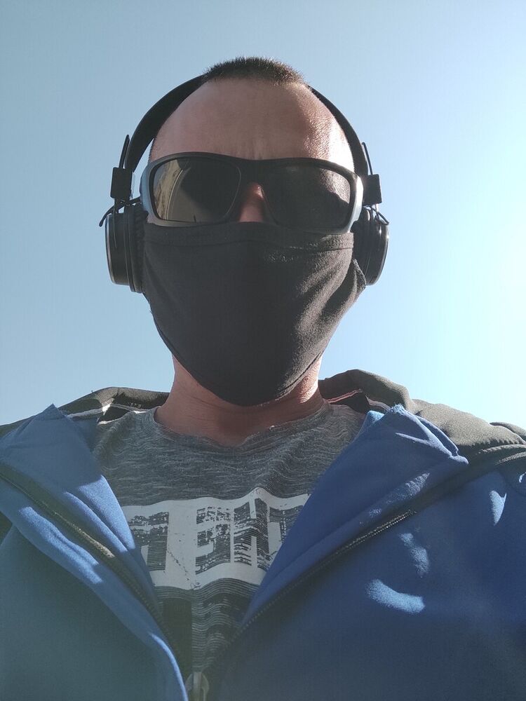  ,   Denis, 44 ,   ,   , c 