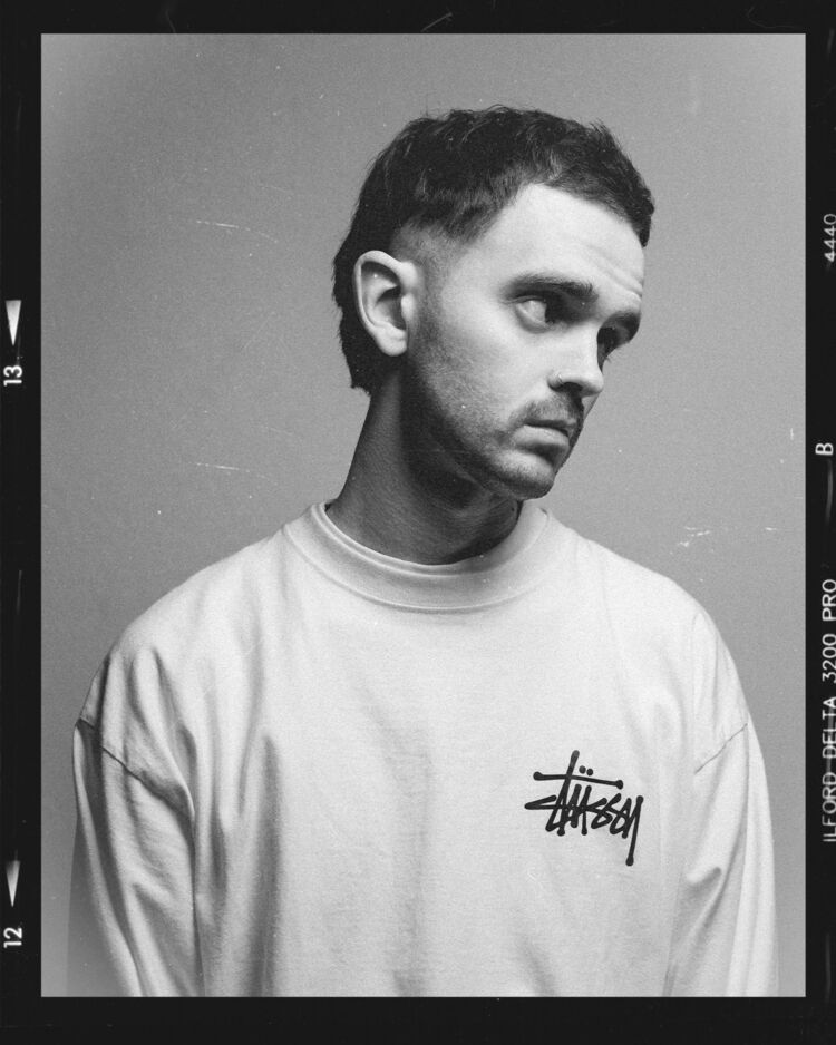  51160789  , 30 ,    Bielefeld