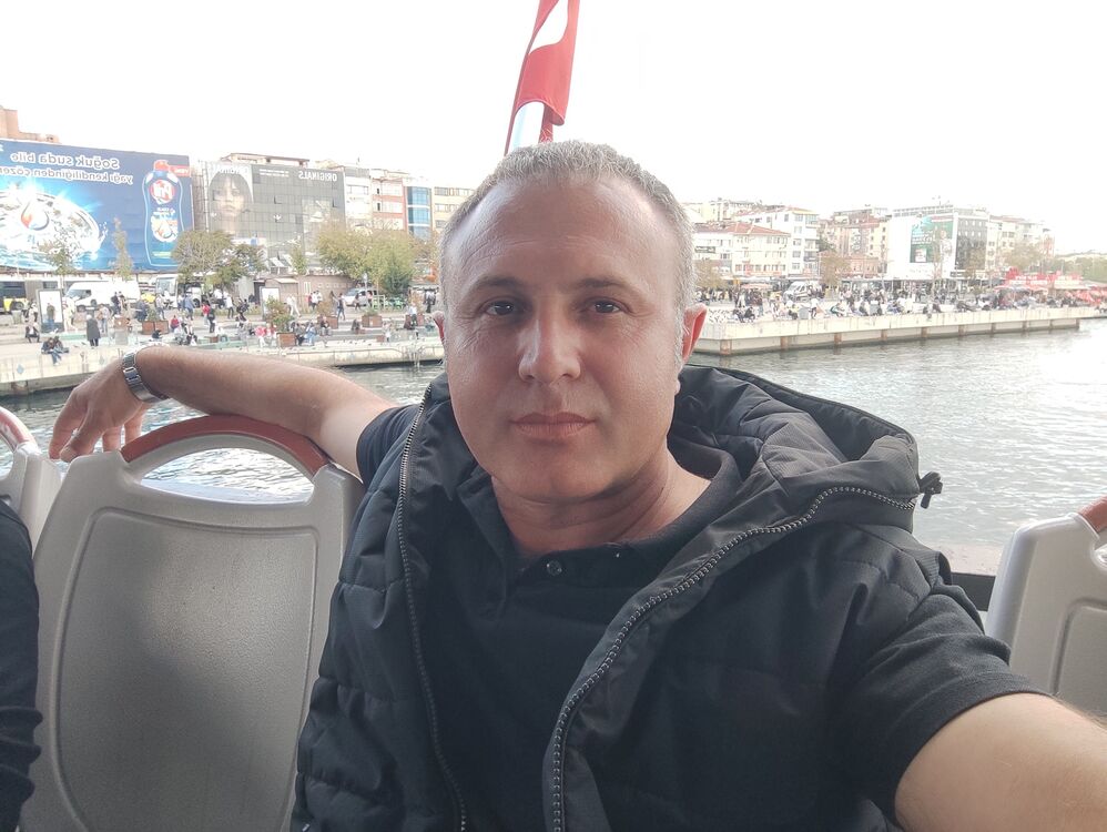  47426529  Ugur, 44 ,    Deleted