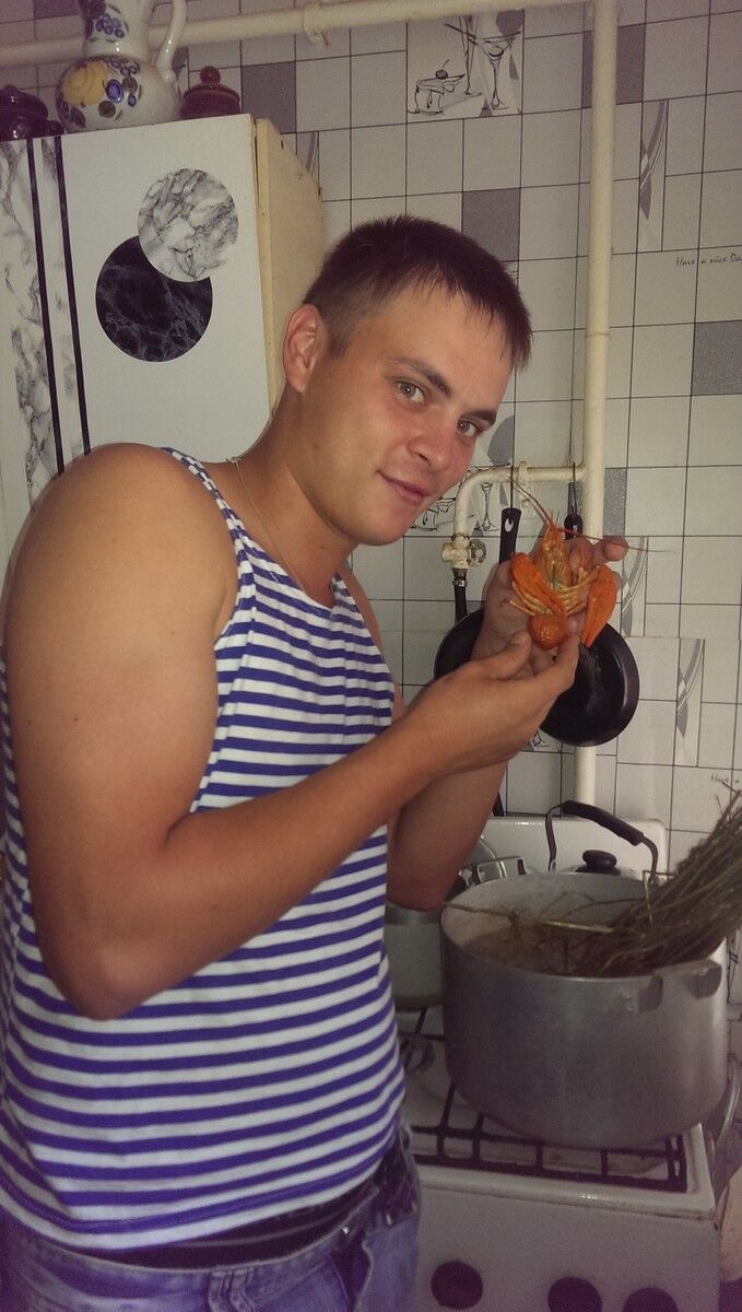  6149799  Alexandr, 33 ,    Deleted