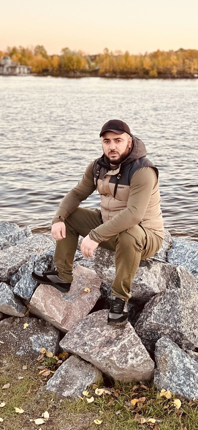  51667059  Abdul, 35 ,    -