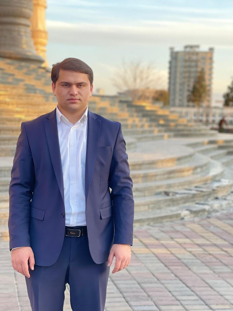  ,   Akbar, 25 ,   ,   